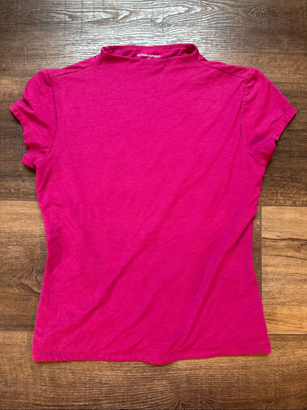 Banana Republic Bright Pink Short Sleeve Mock Neck Tee
